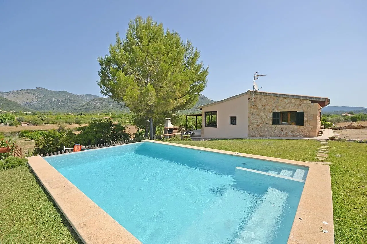 Villa Lila モスカリ スペイン